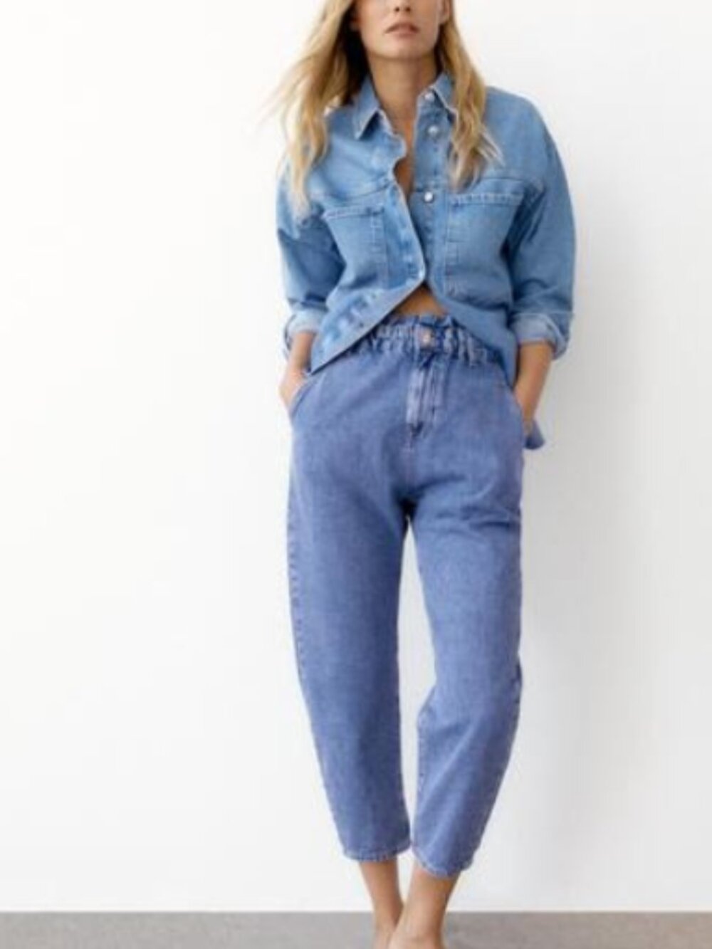 ZARA- Great Cond-(US 2) Z1975 BAGGY PAPERBAG BARREL JEANS Mid-blue